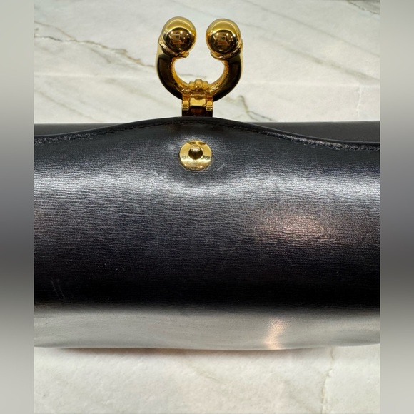 Vintage Gucci Black Calf Leather Shoulder Bag - Picture 7 of 15